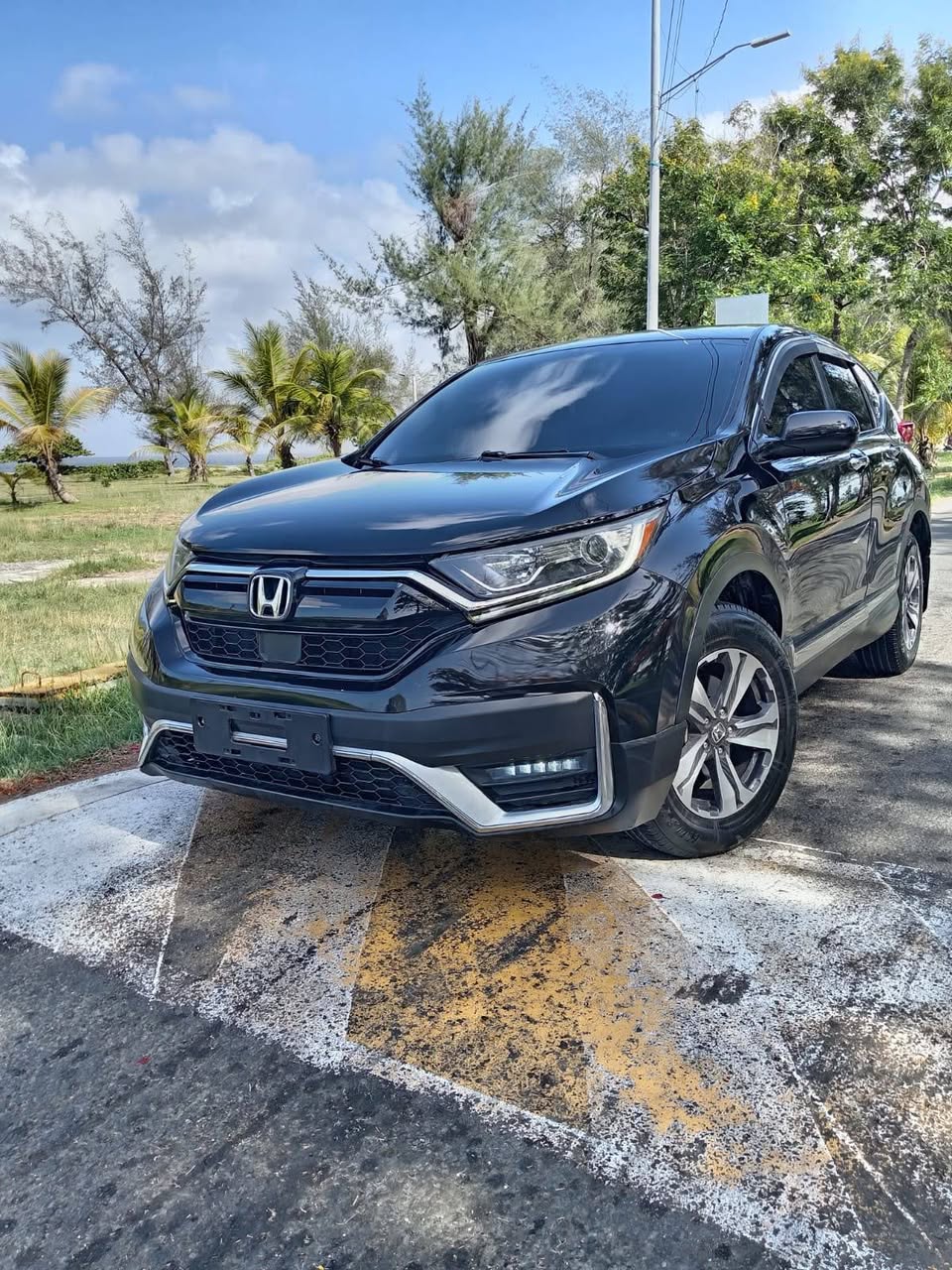 Honda CR-V negra de Moy Rent a Car